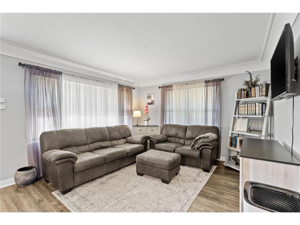 5006 Zenith Avenue N Brooklyn Center MN 55429 7020278 image6