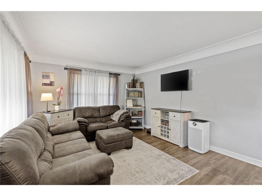 5006 Zenith Avenue N Brooklyn Center MN 55429 7020278 image7