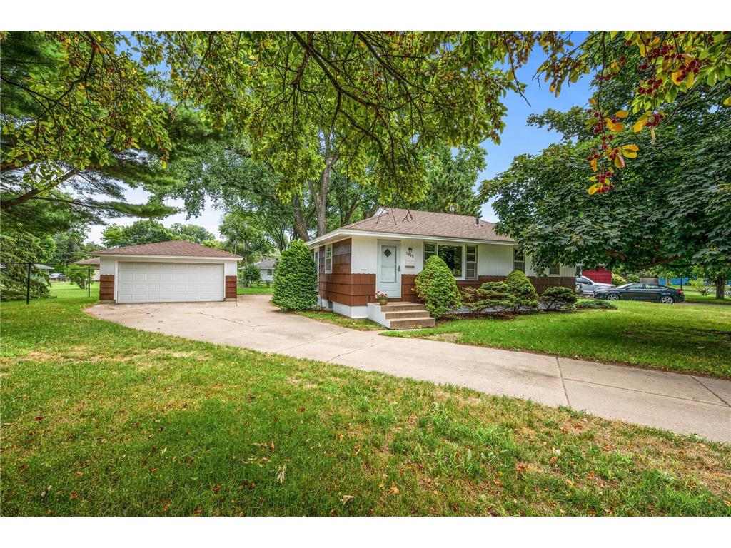 5008 66th Avenue N Brooklyn Center MN 55429 6394487 image1