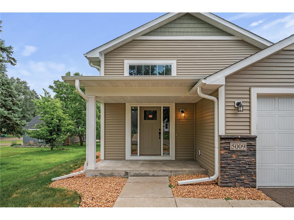 5009 Fairview Avenue N Crystal MN 55429 6699620 image1