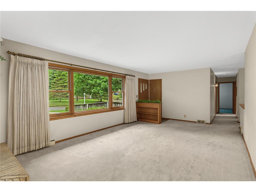 5009 Holiday Road Minnetonka MN 55345 7055703 image4