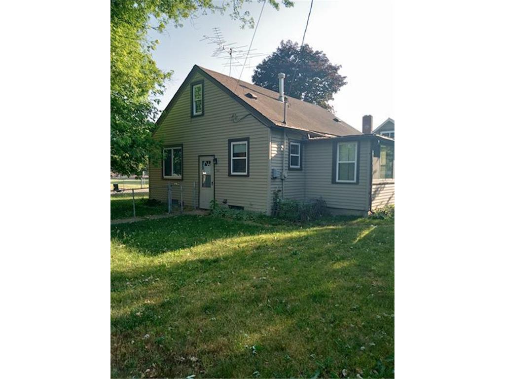 501 10th Street Howard Lake MN 55349 6416000 image1