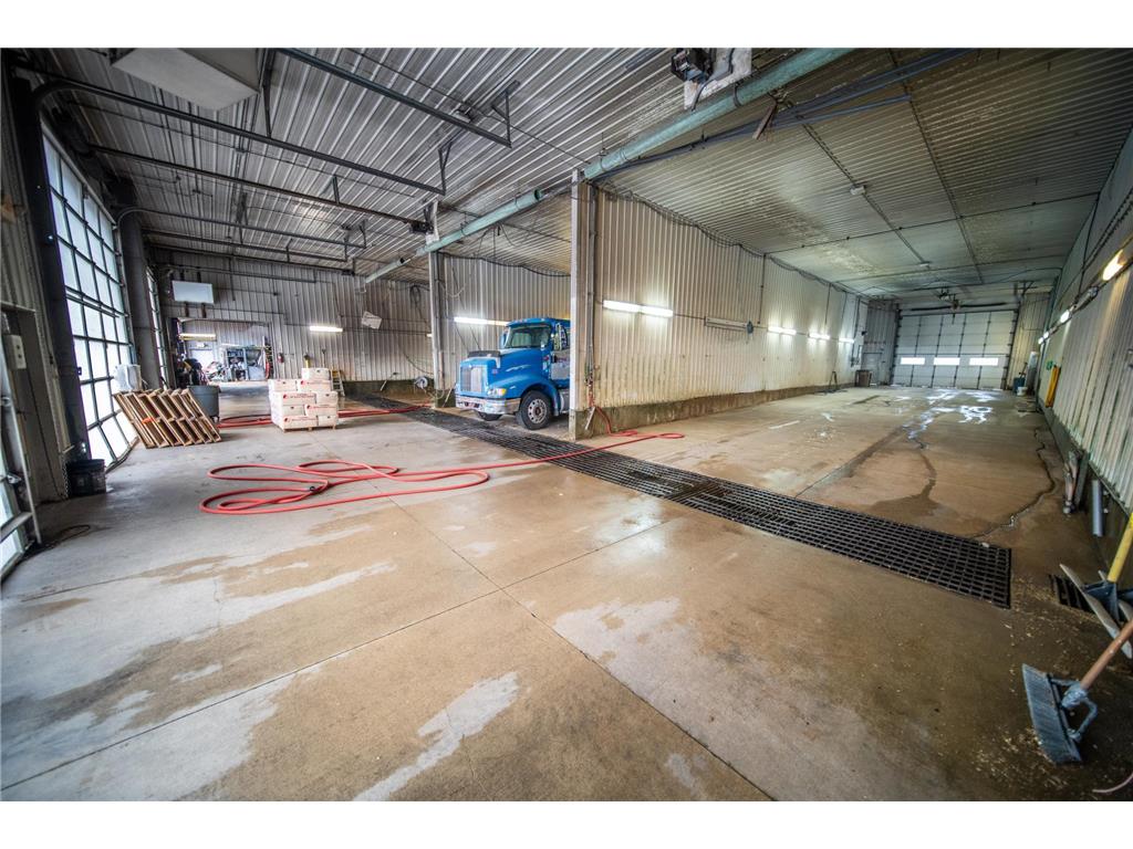501 11th Street NE Austin MN 55912 7033366 image3