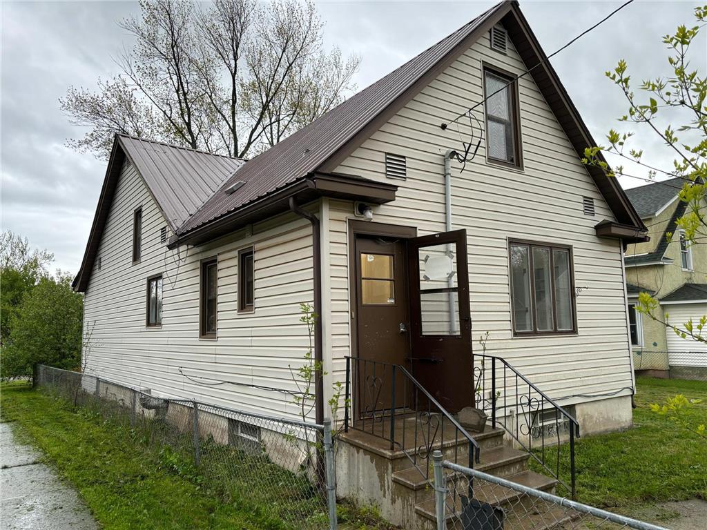 501 14th Street N Virginia MN 55792 6542401 image1