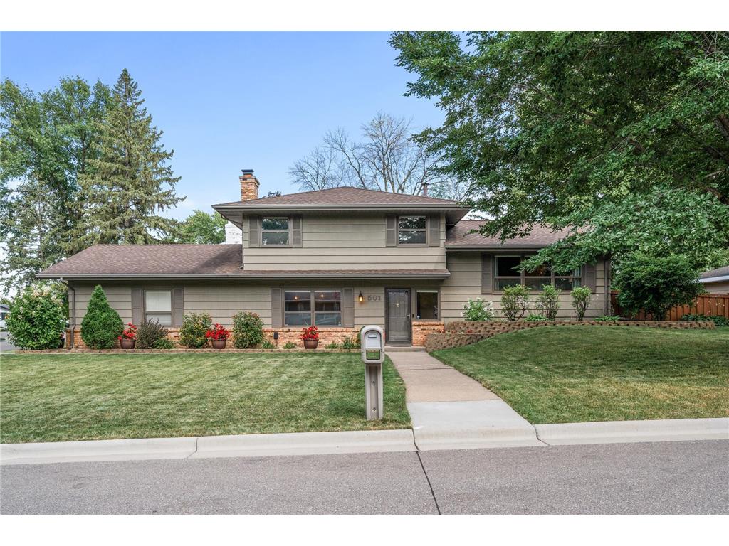 501 15th Avenue SW New Brighton MN 55112 6576275 image1