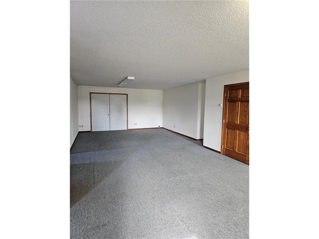 501 1st Street S Willmar MN 56201 6728790 image14