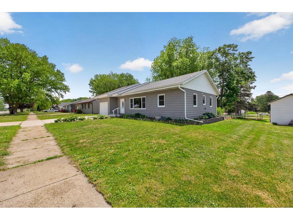 501 2nd Street NE Hayfield MN 55940 7083990 image52