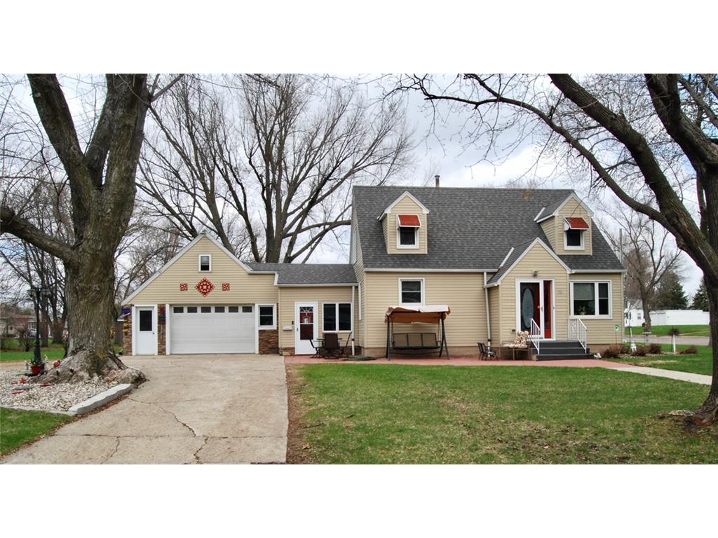 501 2nd Street NW, Wells, MN 56097 MLS 6353014 Edina Realty