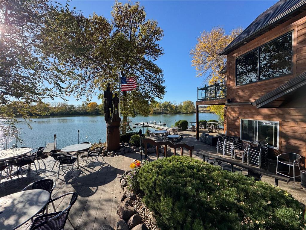 501 & 504 Lake Avenue Fairmont MN 56031 - Sisseton 7045816 image4