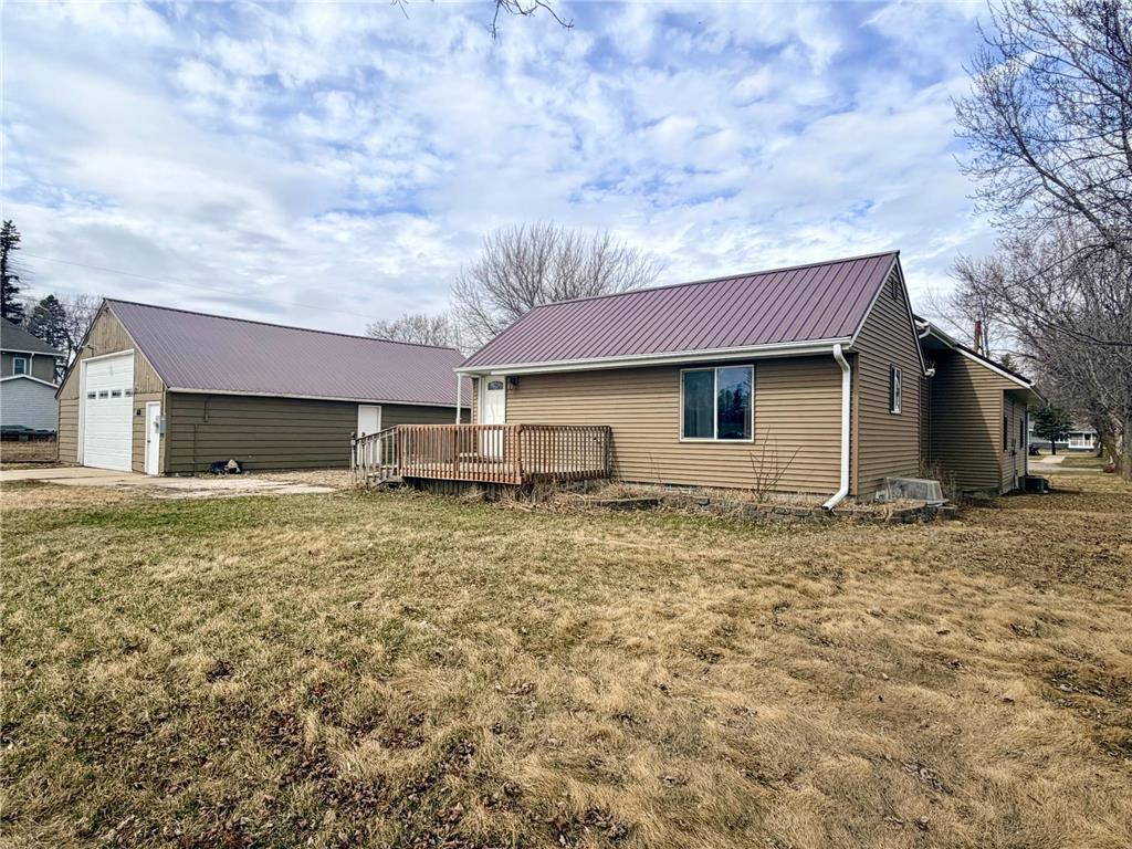 501 5th Street Wilmont MN 56185 7032269 image3