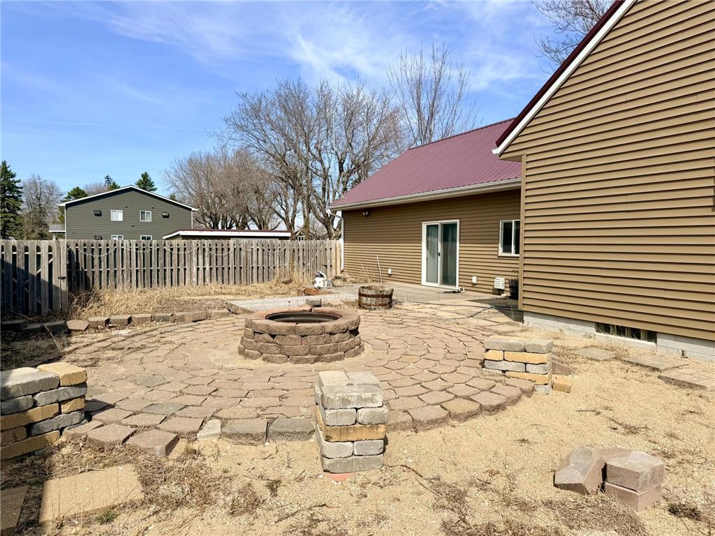 501 5th Street Wilmont MN 56185 7032269 image5