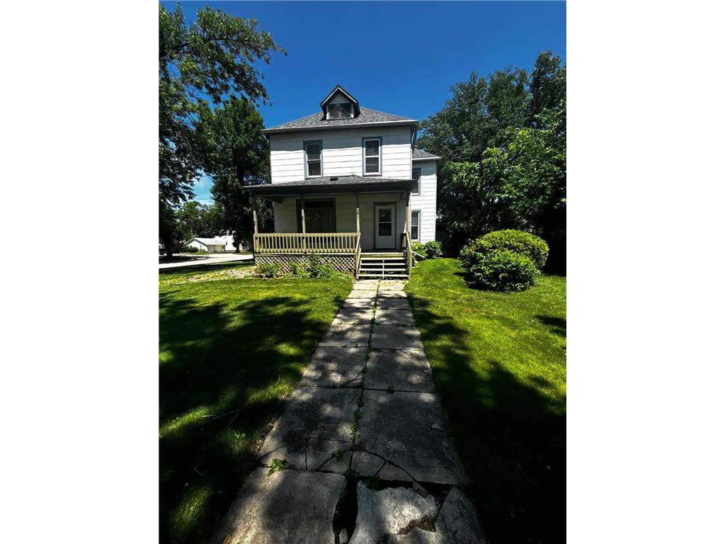 501 6th Street SE Pipestone MN 56164 6746179 image1
