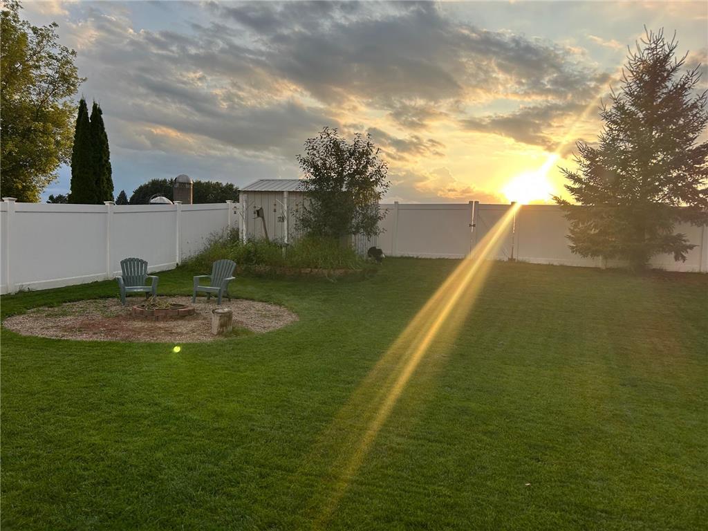 501 Cedar Avenue N Maple Lake MN 55358 7069441 image1