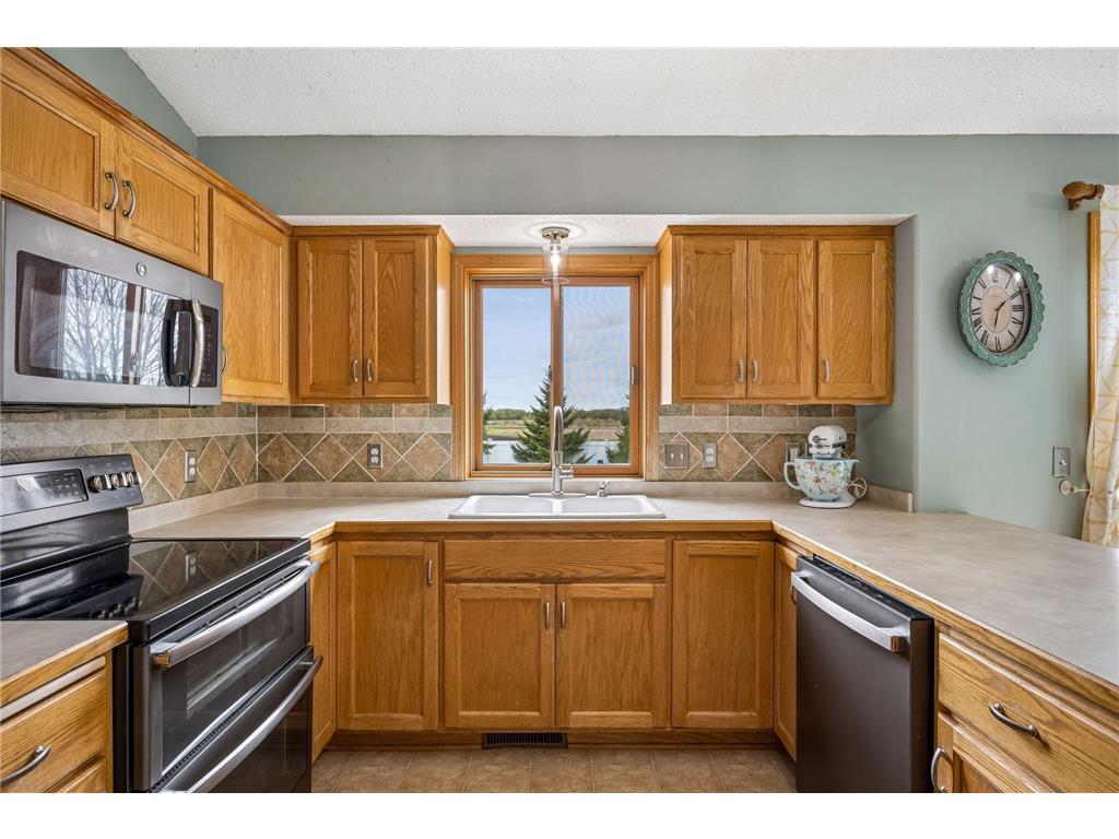 501 Cedar Avenue N Maple Lake MN 55358 7069441 image13