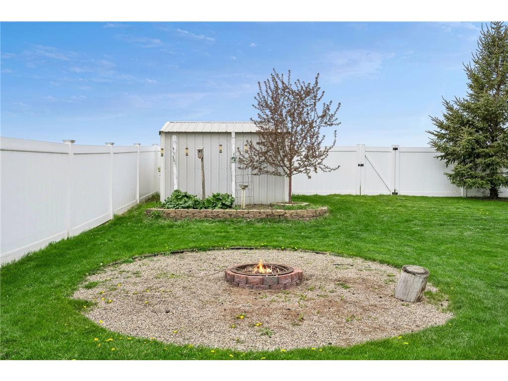 501 Cedar Avenue N Maple Lake MN 55358 7069441 image24