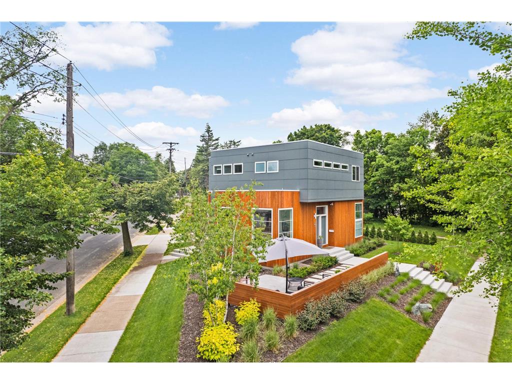 501 Cedar Lake Road S Minneapolis MN 55405 6380657 image1