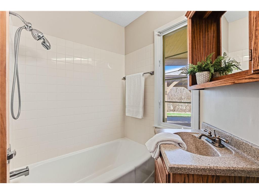 501 Drillane Road Hopkins MN 55305 7074308 image18