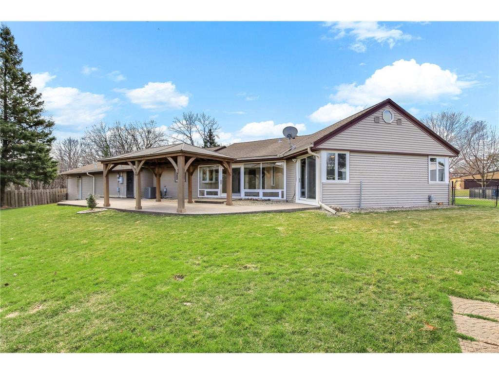 501 Drillane Road Hopkins MN 55305 7074308 image2