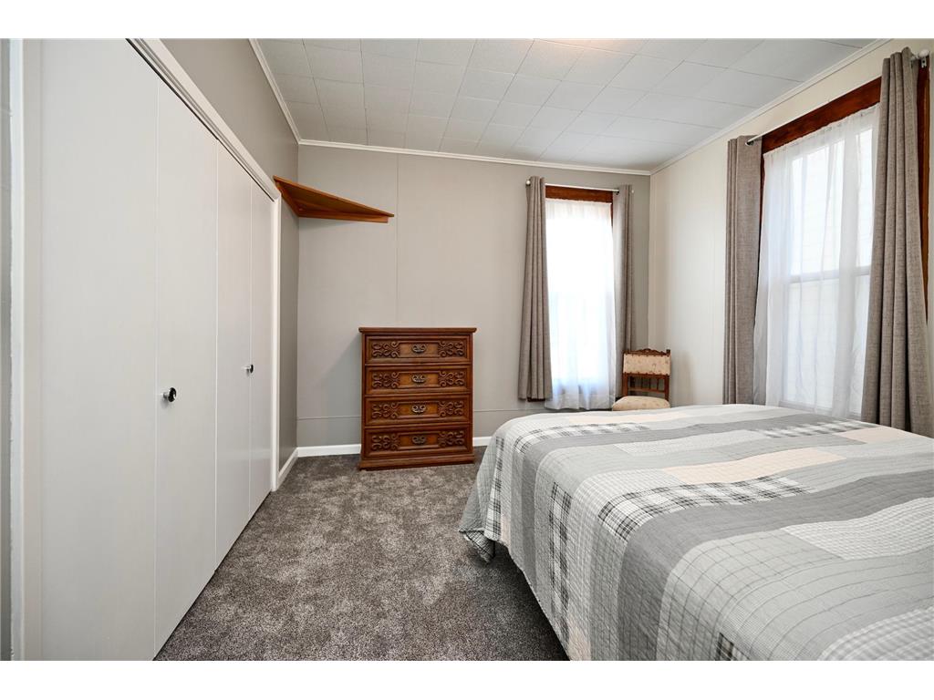 501 E Howard (10th) Street Winona MN 55987 7085866 image13