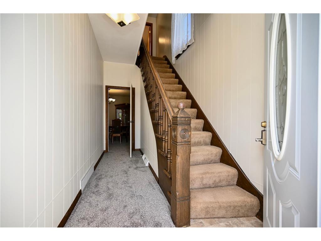 501 E Howard (10th) Street Winona MN 55987 7085866 image16