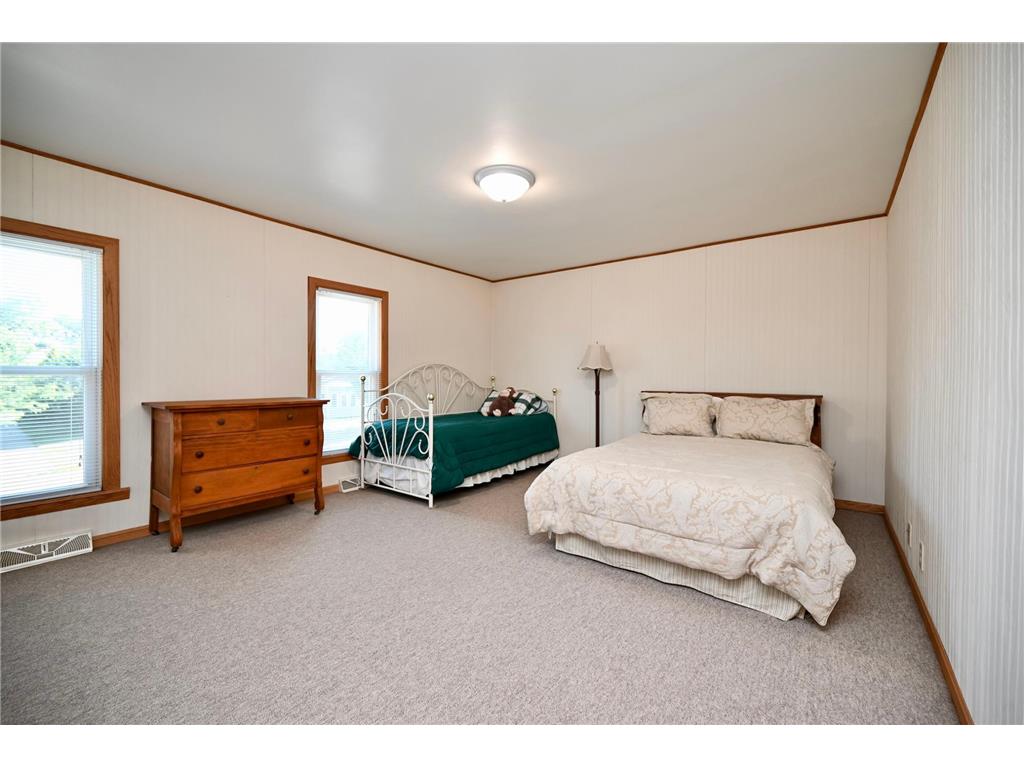 501 E Howard (10th) Street Winona MN 55987 7085866 image19