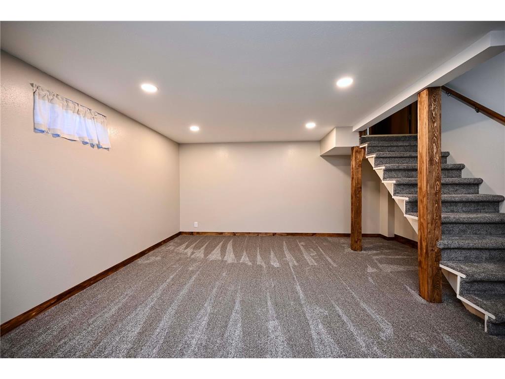 501 E Howard (10th) Street Winona MN 55987 7085866 image22