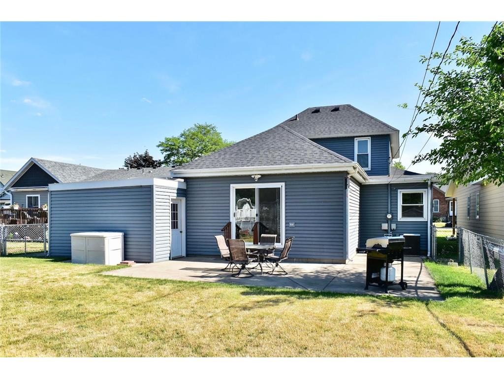 501 E Howard (10th) Street Winona MN 55987 7085866 image25