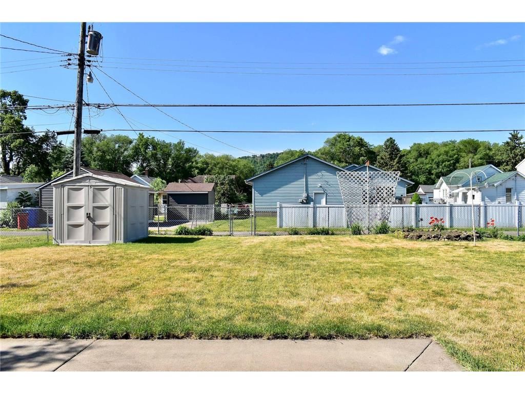 501 E Howard (10th) Street Winona MN 55987 7085866 image27