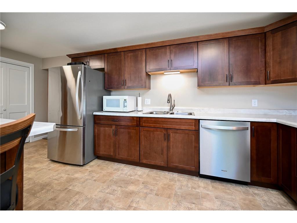 501 E Howard (10th) Street Winona MN 55987 7085866 image7
