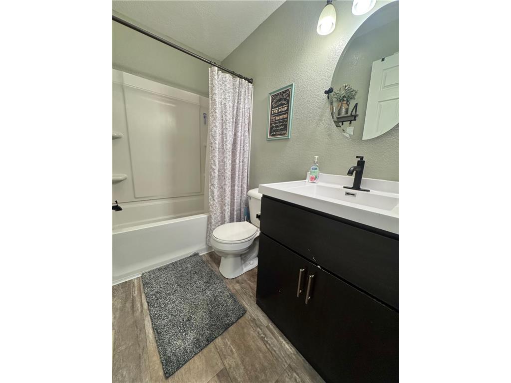 501 Hawthorne Drive Marshall MN 56258 7050110 image12