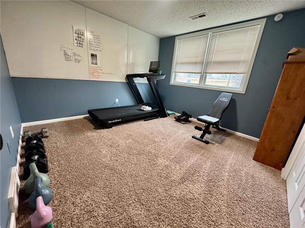 501 Hawthorne Drive Marshall MN 56258 7050110 image18