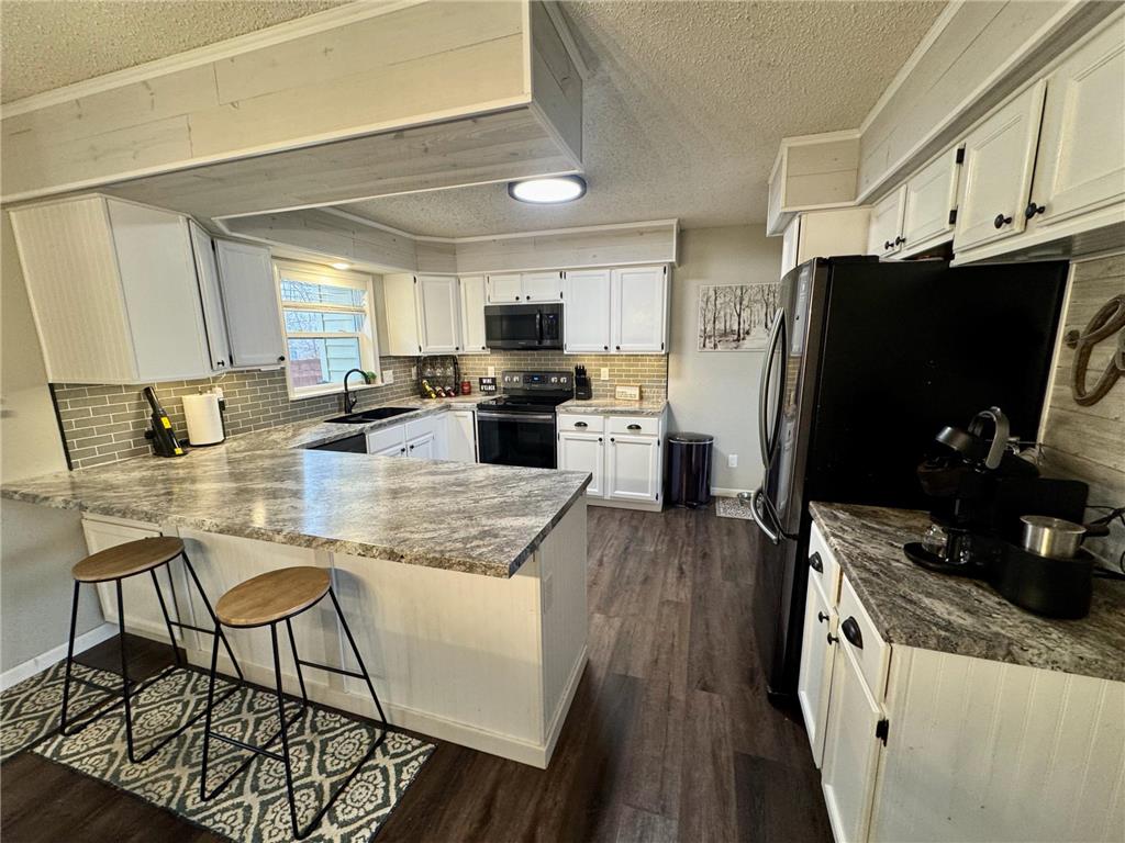 501 Hawthorne Drive Marshall MN 56258 7050110 image4