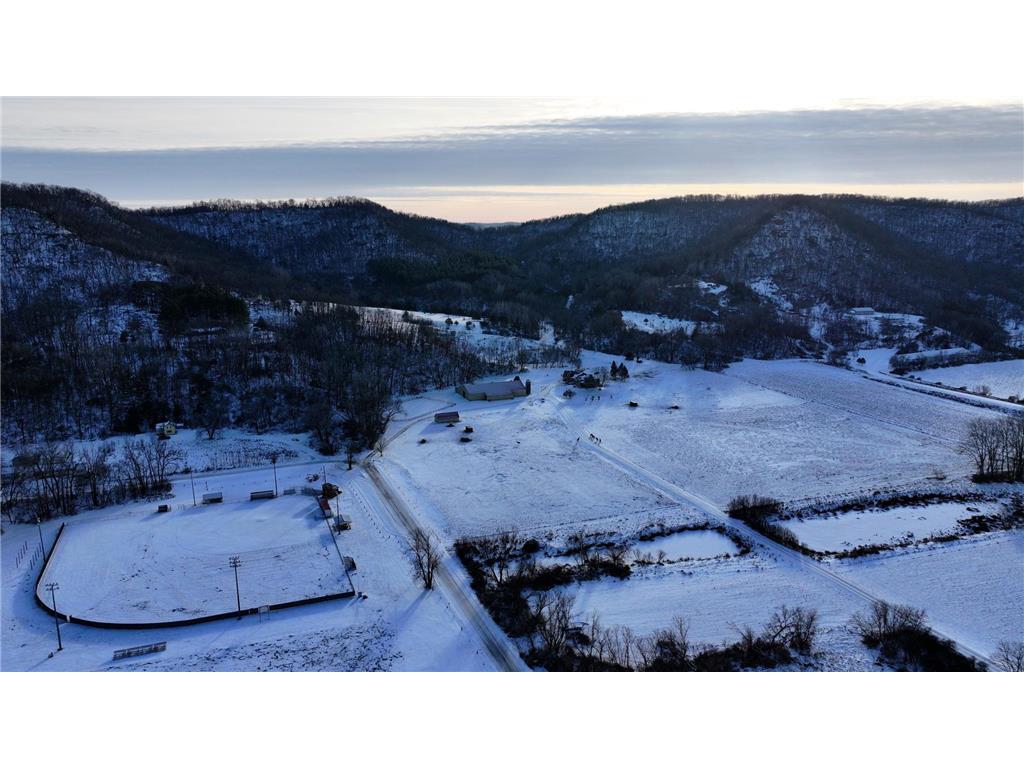 501 Jefferson S Houston MN 55943 7005510 image50