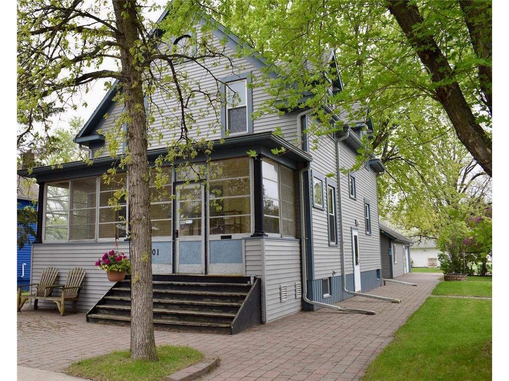 501 Kendall Avenue S Thief River Falls MN 56701 6465662 image1