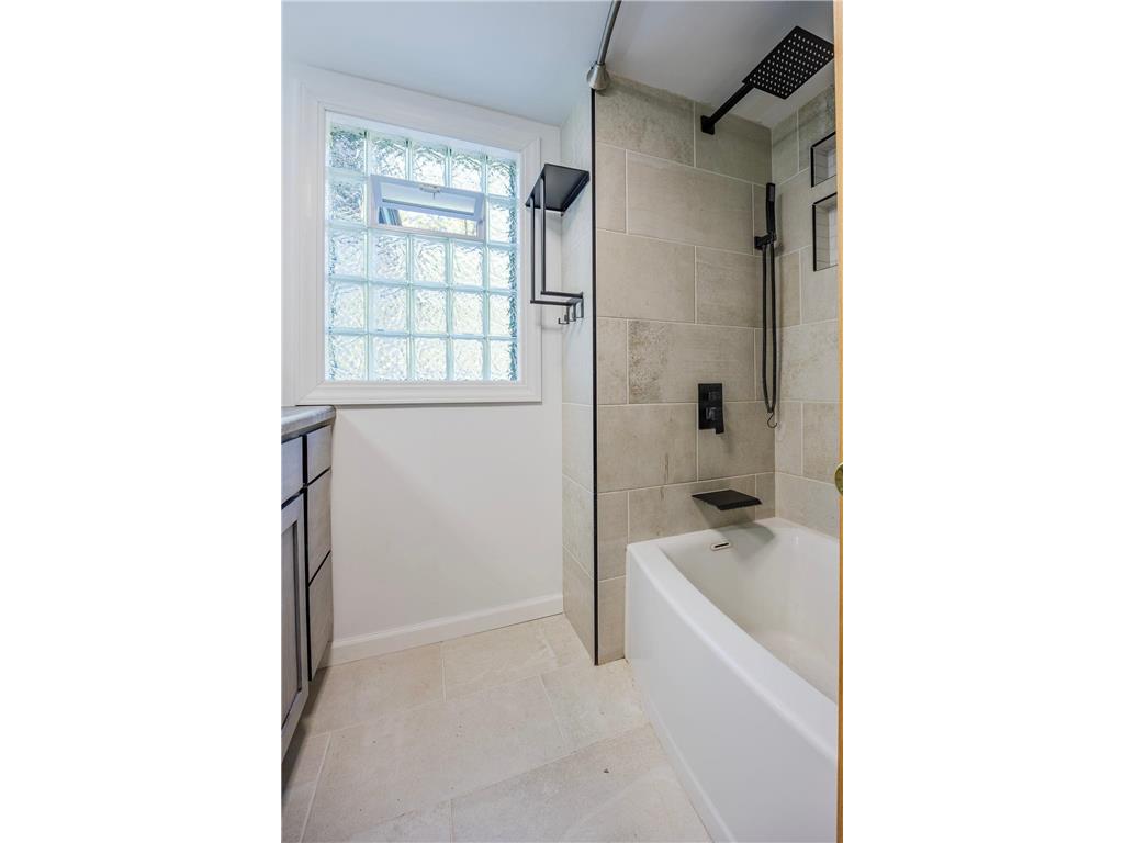501 Main Street NW Coon Rapids MN 55448 7077449 image17