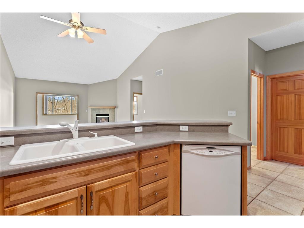 501 Meadow Lane Norwood Young America MN 55397 6825190 image10