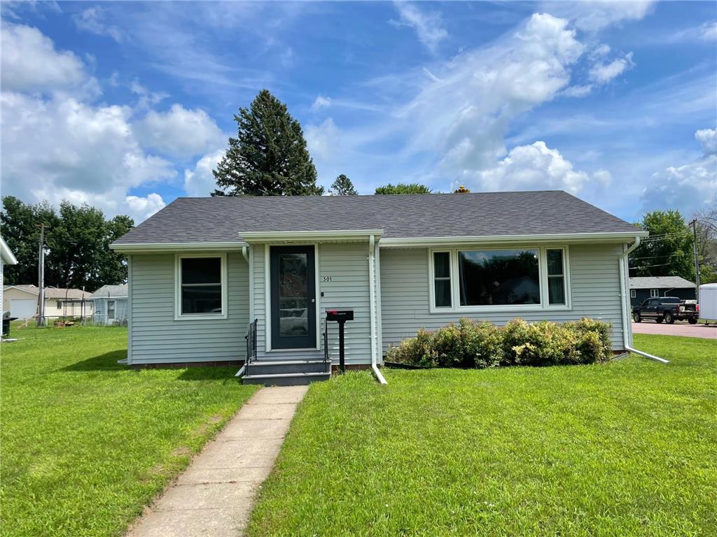 501 N Jackson Avenue Springfield MN 56087 6761321 image1