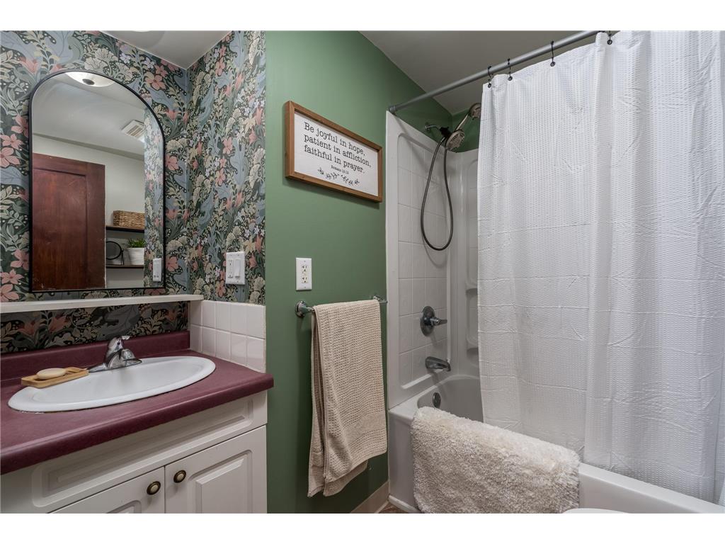 501 Nicollet Avenue North Mankato MN 56003 7068086 image18