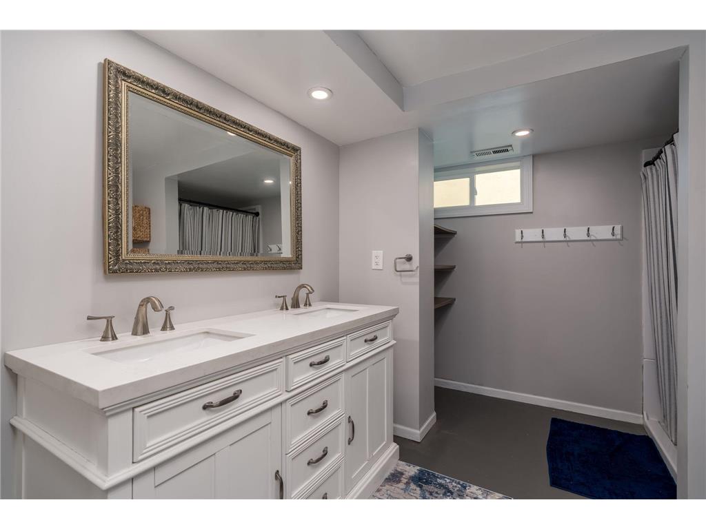 501 Nicollet Avenue North Mankato MN 56003 7068086 image24