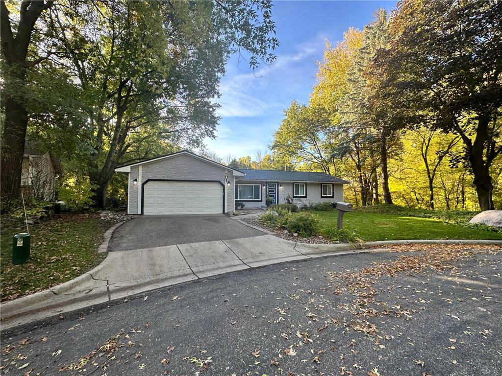 501 Parkside Circle Burnsville MN 55337 6469279 image1