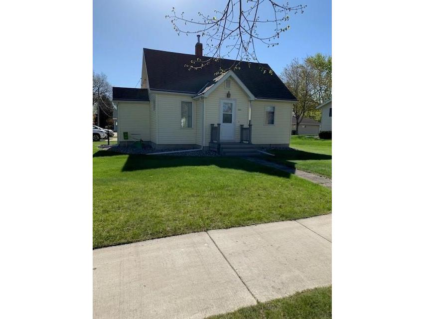 501 S 11th Street, Olivia, MN 56277 MLS 6006562 Edina Realty