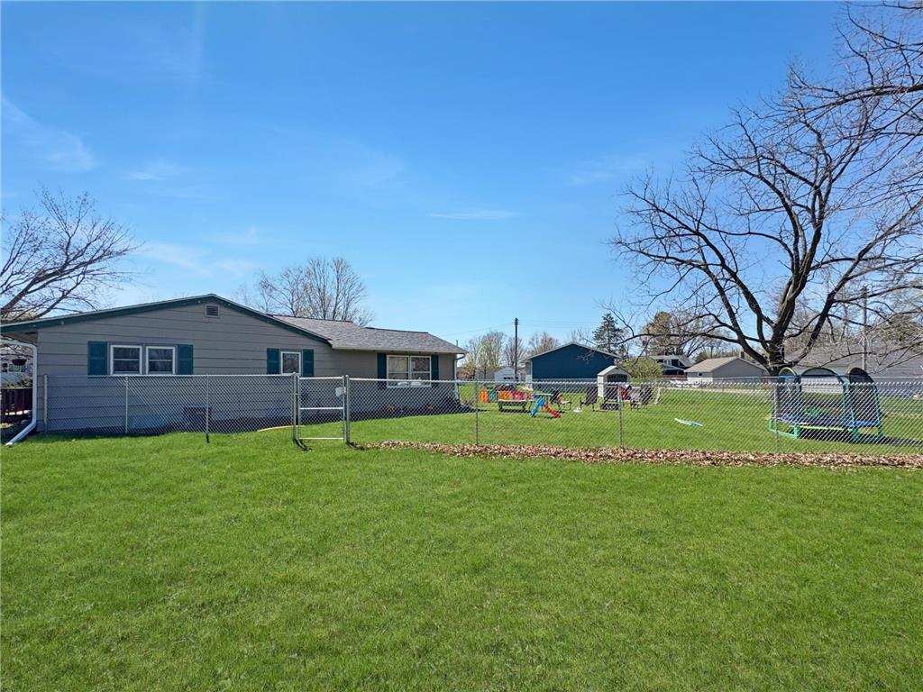 501 S 8th Street Luck WI 54853 6747115 image1