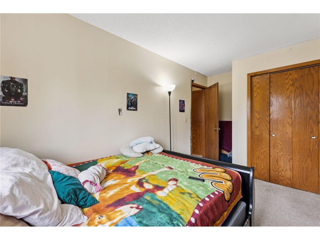 501 Shadyside Circle, Hopkins, MN, 55343 | MLS: 6771486 | Edina Realty