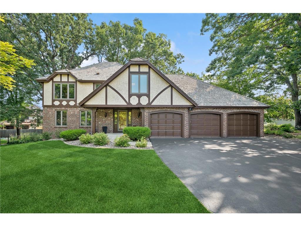501 Valleywood Circle Golden Valley MN 55422 6615409 image1