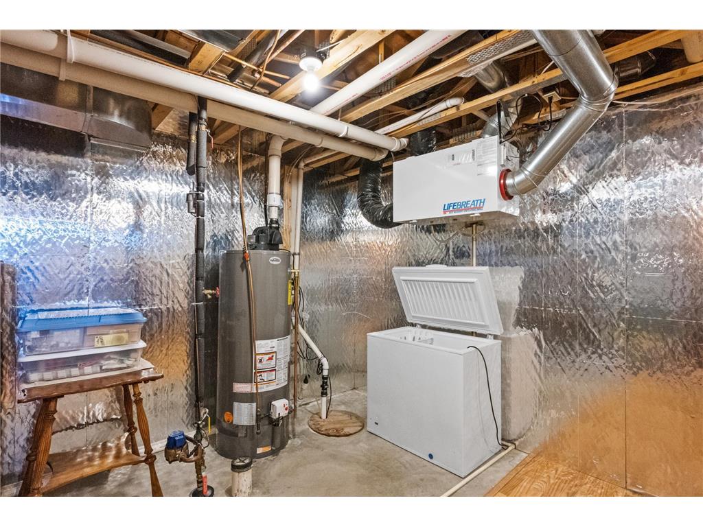 501 W 7th Avenue Osakis MN 56360 7061231 image68