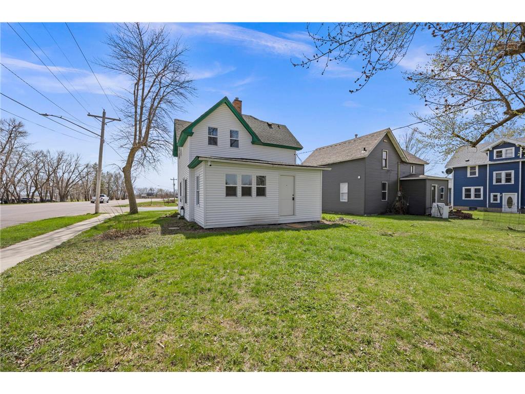 501 W Baker Street Arlington MN 55307 7061655 image14