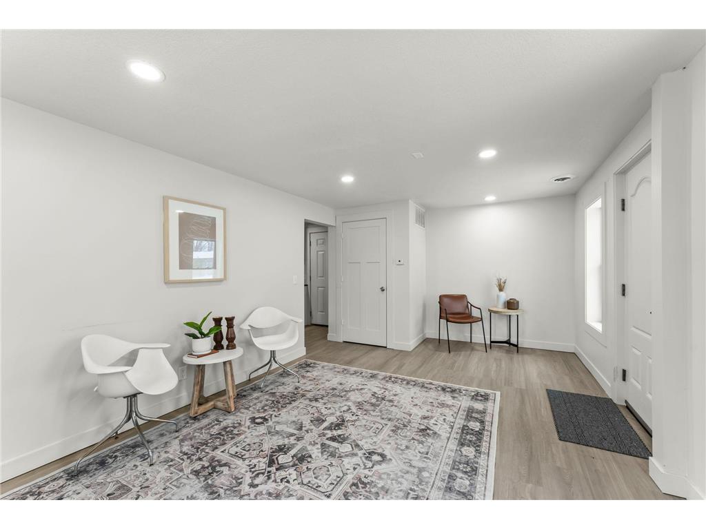 501 W Baker Street Arlington MN 55307 7061655 image3