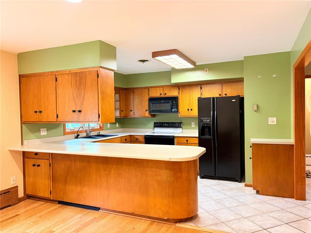 501 W College Drive Marshall MN 56258 7102463 image2