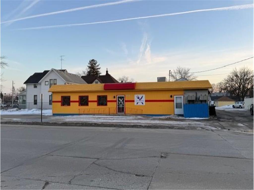 501 W Oakland Avenue Austin MN 55912 7018398 image2