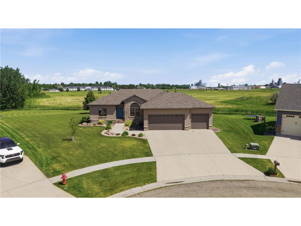 501 Willow Bend Circle Casselton ND 58012 7097157 image1
